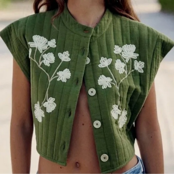 Zara Tops - ZARA KHAKI QUILTED WAISTCOAT WITH EMBROIDERY SIZE  M  REF 7200 131
